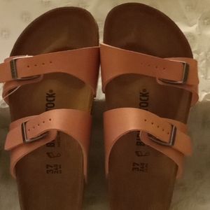 SOLD Birkenstock Sandals Size:37 Color:Graceful Old Rose    Wide fit